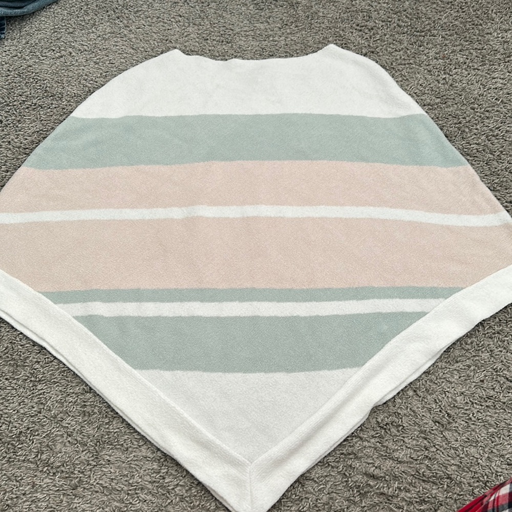 Barefoot dream striped poncho !